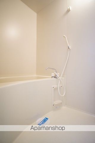 GRANDIRの内装写真