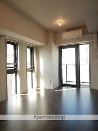 東京都港区赤坂６丁目[1LDK/40.4m2]のリビング・居間1