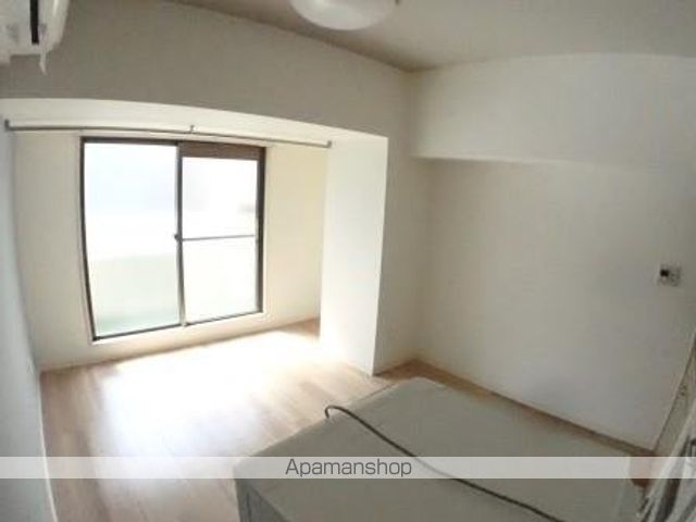 リバティープラザ本町の内装写真