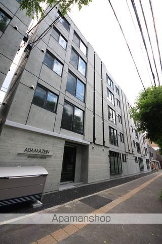 アダマゼイン厚別南の外観写真