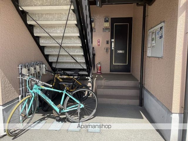 ラ・プランタン春日[3LDK/68.7m2]のエントランス