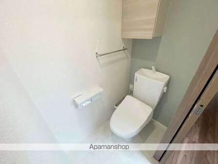 ＤーＲＯＯＭ八幡町[1LDK/40.31m2]のトイレ