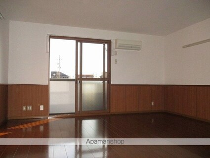 ゴールドセブン　ＡＢ[1R/37.78m2]のリビング・居間