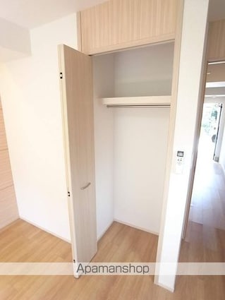 東京都八王子市高尾町[1K/27.29m2]の収納