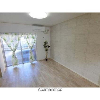 コーポ広栄[2LDK/51.3m2]のリビング・居間