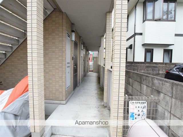 ドミールの玄関写真