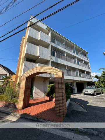 山本レンターマンションの外観写真
