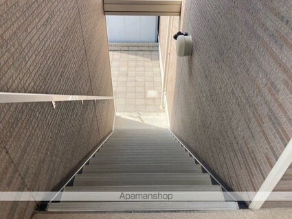 レオネクストサン　トラップ郡山[1R/26.5m2]の共用部1