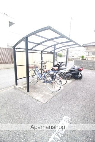パナハイツ芳泉B棟の外観写真