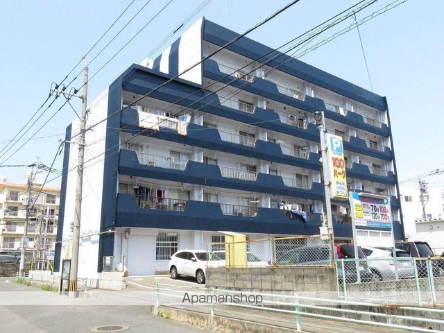 リリーフ長丘の玄関写真