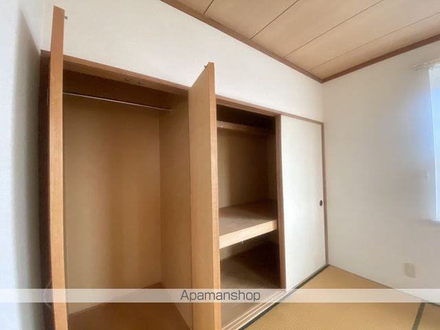 コーポロイヤルメイトの内装写真