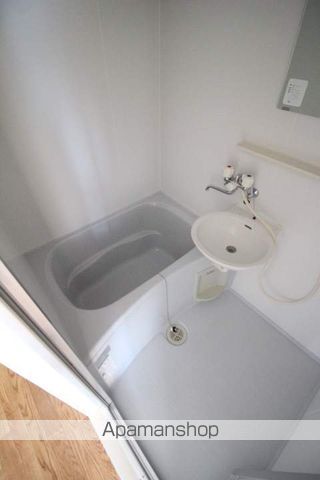 昭和ハイム東古松の内装写真