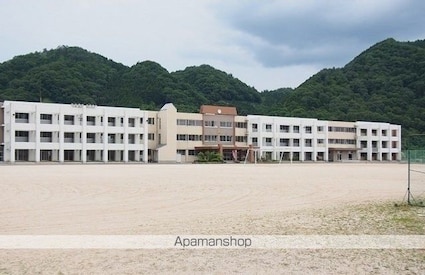 クリアネス　壱番館[2DK/44.75m2]の周辺3