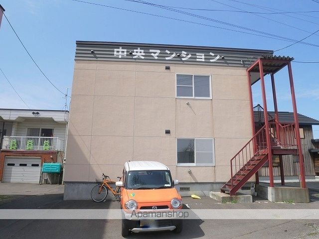 中央マンション[1LDK/32.71m2]の外観2