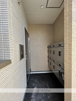 広島県広島市佐伯区屋代１丁目[1R/18.76m2]のエントランス