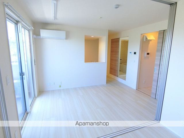 D-room松井山手南の内装写真