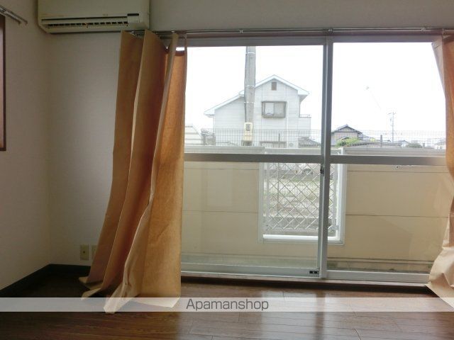 プレジオグリーンの内装写真