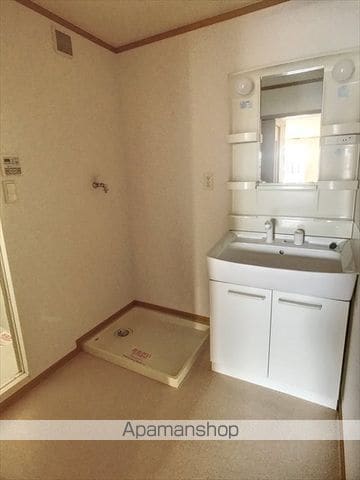 クレセント中ノ坪の内装写真