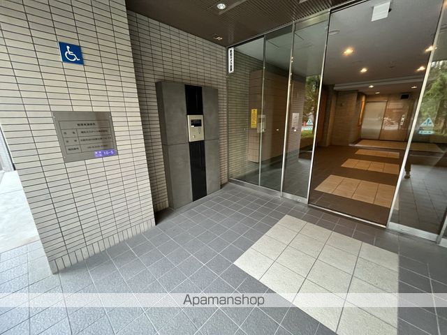 ビバーチェ鷺洲の玄関写真