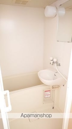 レオパレスエクレール[1K/23.18m2]のバス1