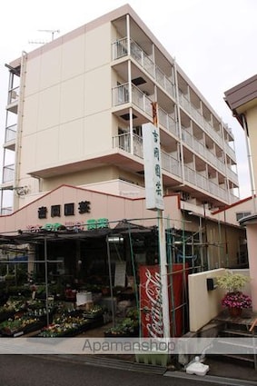 フローラル吉岡[1R/17.01m2]のエントランス2