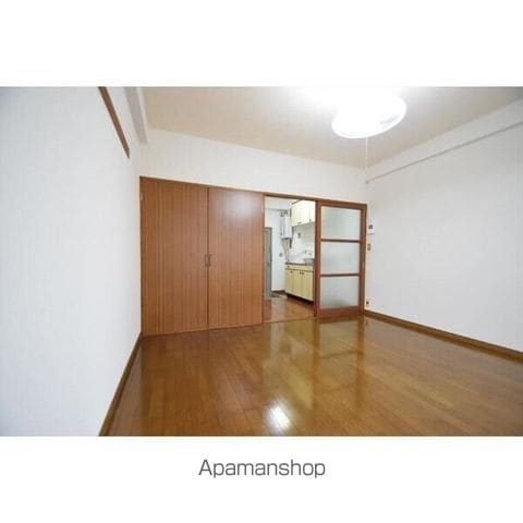中西ビルの内装写真