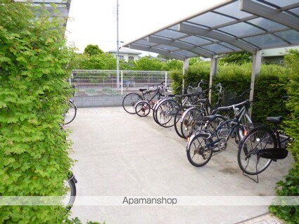 東京都立川市砂川町４丁目[2LDK/52m2]の共用部3