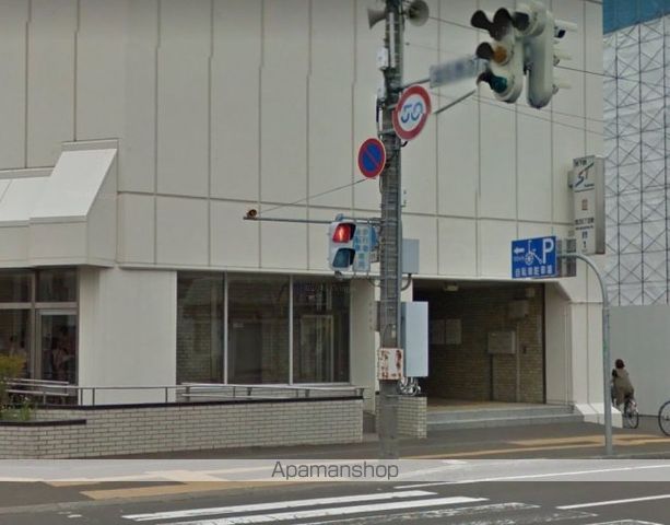 ブランシャールチェレステ宮の森の周辺写真