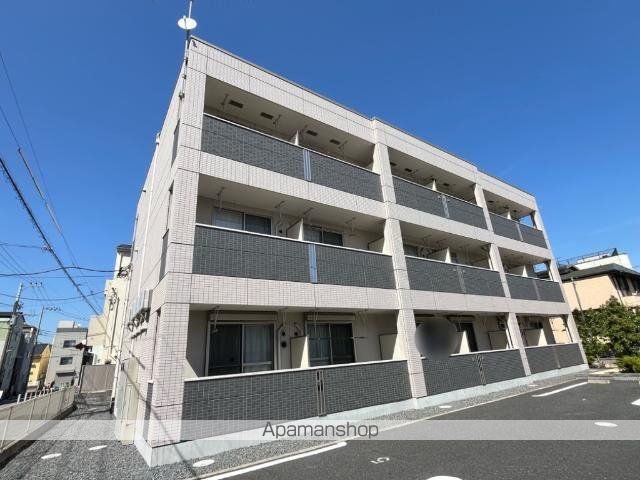 京成大久保マンションアパートの外観写真