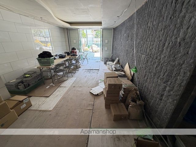 プレリスNEO大阪十三 ELVIONの内装写真