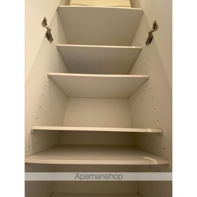 コンフォリア下北沢[1K/25m2]のトイレ