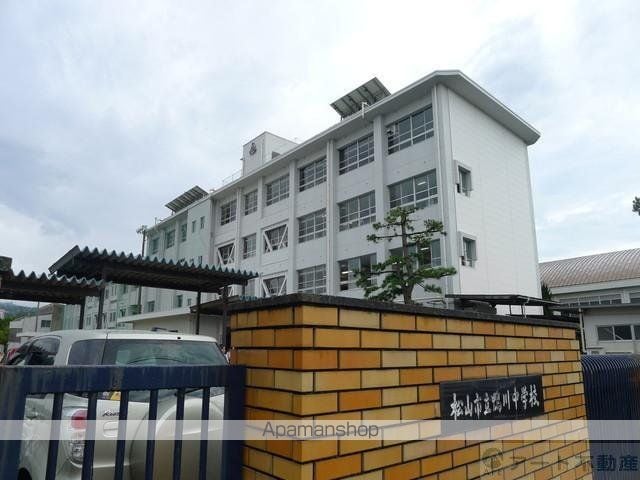 グリーンハイツ東長戸[3LDK/63.13m2]の周辺1