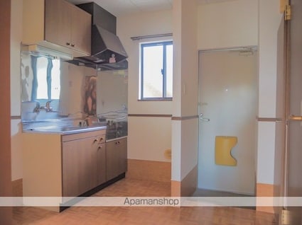 ＬＯＴＵＳ　ＣＯＵＲＴ[2K/32.8m2]のキッチン