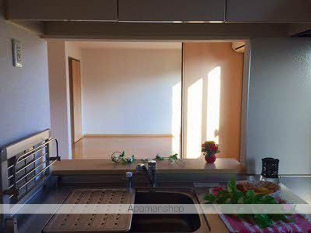 レーヴェンス温品 弐番館の内装写真