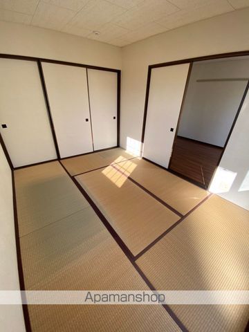 シャトルヤマツBの内装写真