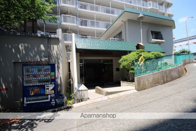サンハイツ刀根山の玄関写真