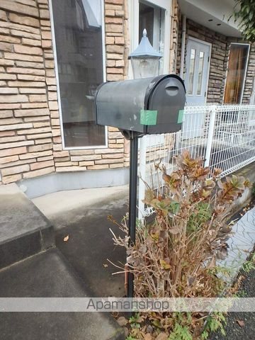 神奈川県川崎市宮前区水沢３丁目[3SLDK/107.57m2]の共用部3