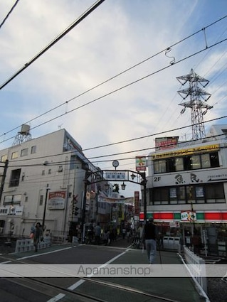 東京都中野区若宮１丁目[1K/18m2]の周辺2