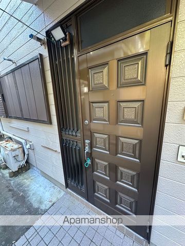 三浦市 2階建 築34年の内装写真