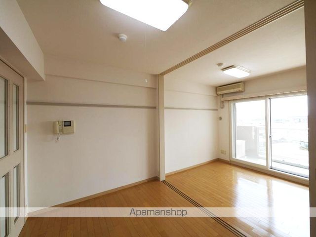 クレスト連坊の内装写真