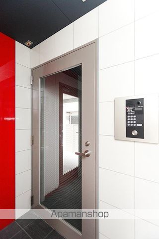プレシャスタイム本町の玄関写真
