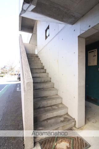菰池パークハウスの玄関写真