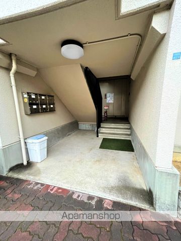 サンシャイン濱田の玄関写真