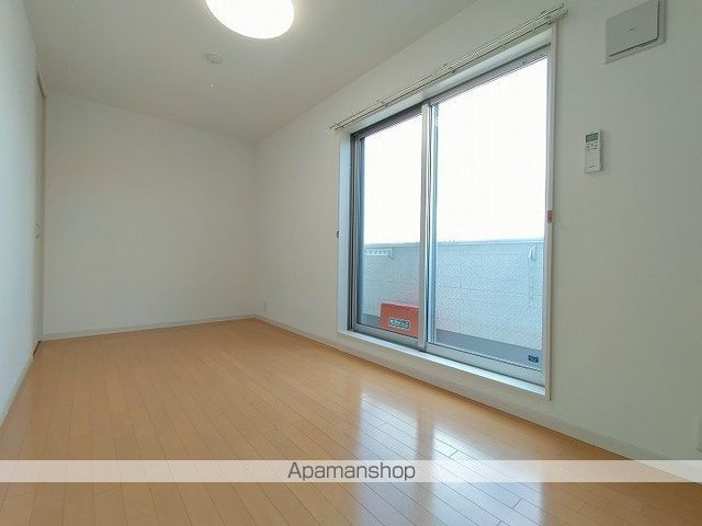 レジア内本町の内装写真