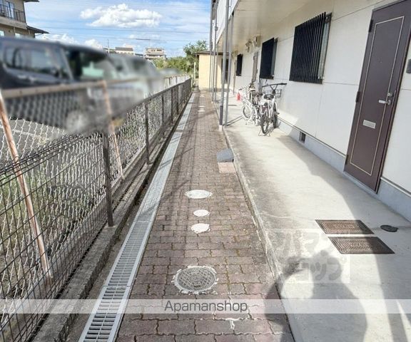 リッシェ嵐山の玄関写真