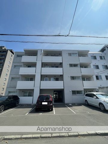 TREVENTI美術館西の外観写真