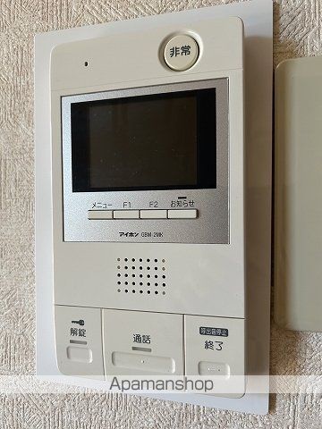 ミッションデルタの内装写真