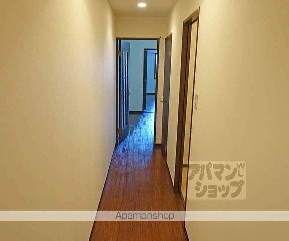 鳴滝音戸山町マンションの内装写真
