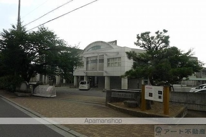 ニュー三番町ハイツ[1DK/26.4m2]の周辺1