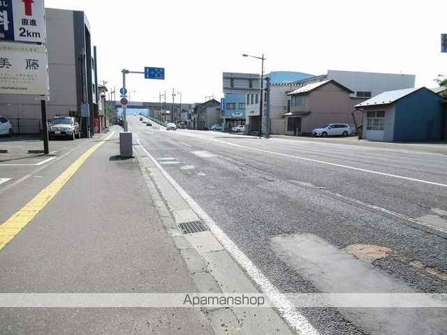 ドミール・クレセントAの周辺写真